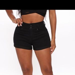 Fashion nova shorts